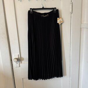 Anne Klein Black Pleated Maxi Skirt.  Size small.  NWT.